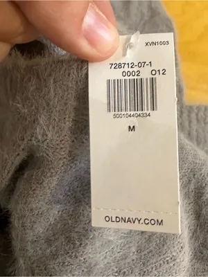 Old Navy Soft Eyelash Sweater Medium Gray NWT thumbnail 3