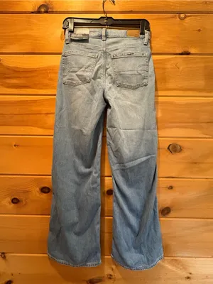 American Eagle Outfitters Light Blue Distressed Wide-Leg Jeans 23/000 Short NWT thumbnail 3