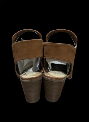 Time and Tru Tan Suede Ankle Strap Heel Boots With Memory Foam Insoles Size 9.5 thumbnail 2