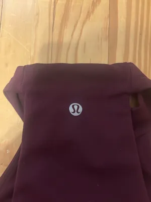 Lululemon Top thumbnail 4