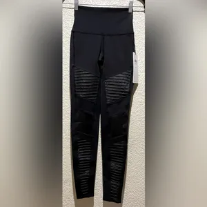 NWT Alo Yoga High Waist Moto Leggings Black Black Glossy Size XS thumbnail 3