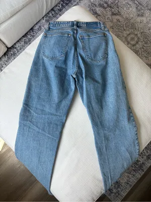 Abercrombie & Fitch 90s Relaxed High Rise Jeans thumbnail 4