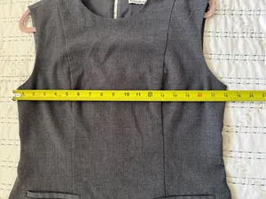 Abercrombie & Fitch Vintage Y2K Gray Tailored Sleeveless Top M Office thumbnail 6