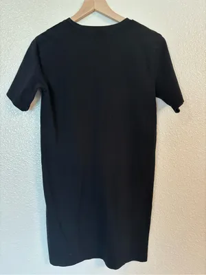 QUINCE 100% Organic Cotton Relaxed R Shirt in Black thumbnail 3