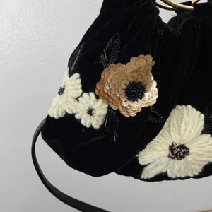 Anthropologie Handbag Womens OS Black Floral Embroider Sequin Velvet Ring Handle thumbnail 5