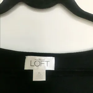 Ann Taylor LOFT Black Sleeveless Blouse Sz XL thumbnail 2