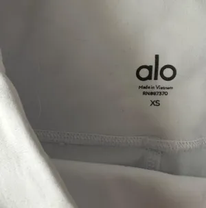 Alo White 7inch Biker Shorts thumbnail 3