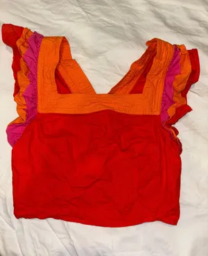 Boutique Top thumbnail 1
