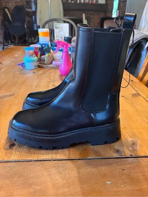 NWT H&M womens chunky platform lug sole mid calf chelsea boots black 10 thumbnail 2