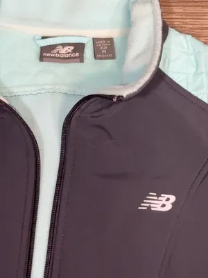 New Balance Women’s M Softshell Fleece Lined Colorblock Athletic Jacket thumbnail 7