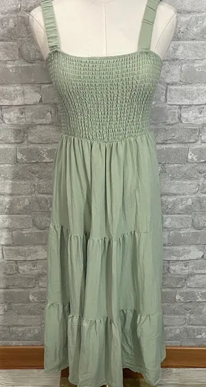 Blu Pepper Sage Smocked Midi Dress thumbnail 1