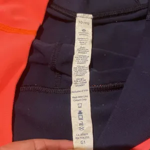 LULULEMON Yoga Pants Women’s Size 10 LULULEMON Wide Leg Stretch Workout Pants thumbnail 3