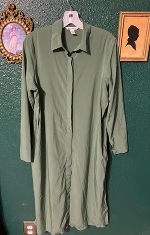 Athleta Sz Small Urbanite Dress Green Midi thumbnail 1