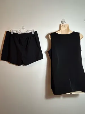 Women’s Best Shorts Set thumbnail 4