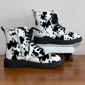 Pierre Dumas Amora-1 Cow Print Combat Boots Womens 8 Black White Zip Up Lug Sole thumbnail 2