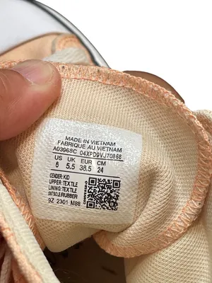Converse wms blush pink/peach hight top platform sneakers sz 10-423 thumbnail 6