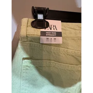 ZARA High Rise Straight Leg Jeans Women's‎ Size 2 Green Light Wash Denim thumbnail 4