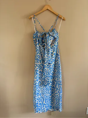 Lulus Midiana Light Blue Abstract Floral Tie-Back Midi Dress Size Medium NWT thumbnail 5