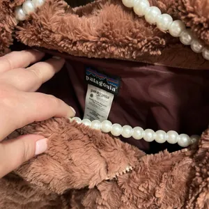 Patagonia Pelage Jacket Mauve Women's Size small Curly Fleece Zip‎ thumbnail 3