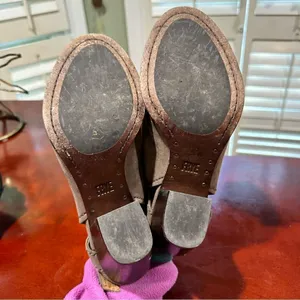 Frye Dani Shield Sling Peep‑Toe Suede Sandals – Size 8 thumbnail 11
