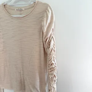 Free People We The Free Ruched Sleeve Top 🤍 thumbnail 6