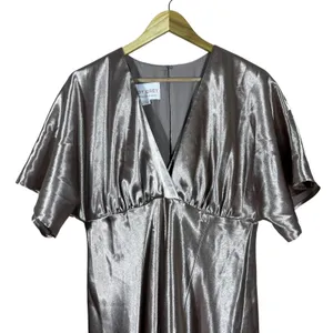 Birdy Grey Jesse Satin Maxi Dress Taupe Pink Formal Flutter Slit Size L thumbnail 3