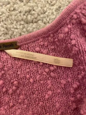 Sweater thumbnail 2