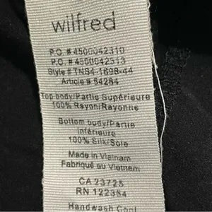 Aritzia Wilfred Silk and Rayon Blend Long Sleeve Shirt Women’s Size Small thumbnail 9