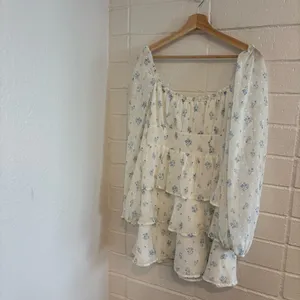 NWOT Altar’d state Atiana floral mini dress thumbnail 2