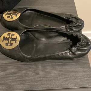Tory Burch flats size 6 thumbnail 2