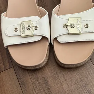 Dr. Scholl's Cream Slide Sandals with Gold Hardware thumbnail 6