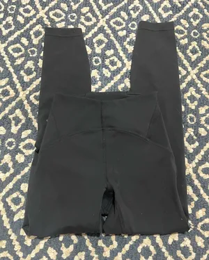 Lululemon women’s black athletic leggings 2 thumbnail 1