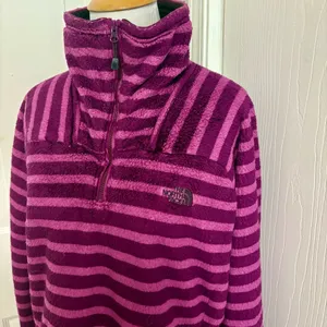 North Face Fleece Pullover H2 thumbnail 2