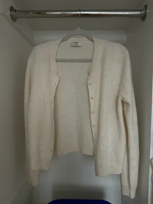 Aritzia Bare Cashmere Exemplar Cardigan thumbnail 5
