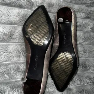 Calvin Klein Polly pointed-toe pumps metallic‎ pewter/gunmetal finish. Size 8.5M thumbnail 5