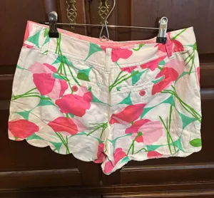 Lilly Pulitzer Shorts thumbnail 1
