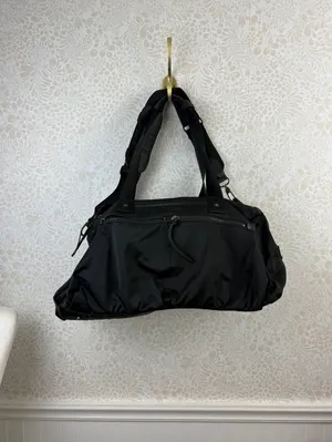 Lululemon Black Work It Out Duffel with Blue Floral Lining thumbnail 3