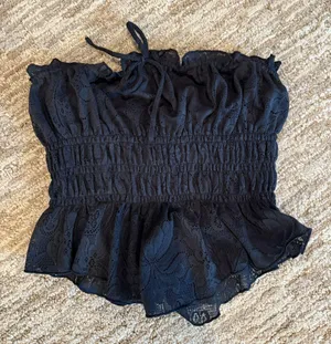 Urban Outfitters Top thumbnail 1