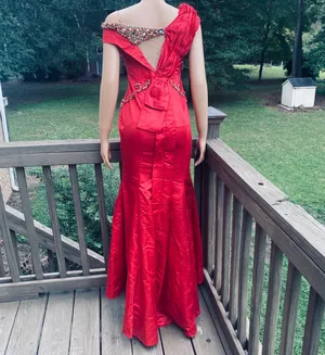 Elegant Red Off-Shoulder Evening Gown with Crystal Detail thumbnail 4