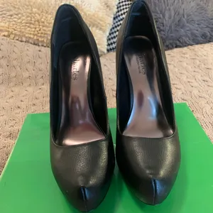 Charles David Rockstar 11 Black Heels thumbnail 8