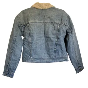 NWT American Eagle Outfitters Fleece Lined Trucker Denim Jacket in‎ Blue thumbnail 2