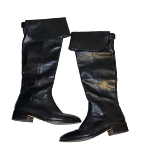 BCBG MAXAZRIA Leather Riding boots thumbnail 2