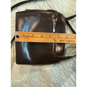 NWOT HOBO Metallic Dark leather designer grey Logo Zipper Pull crossbody thumbnail 8