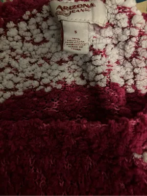 Arizona Jean Company Fuzzy Crewneck Sweater in Dark Pink & Light Pink thumbnail 3
