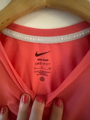 Nike Dry Fit Crop tee thumbnail 2
