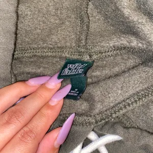 Wild Fable Cropped Hoodie  thumbnail 2