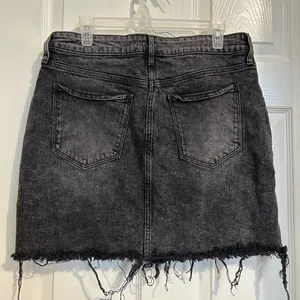 Hot old navy stone washed black denim jean skirt Classic pockets sz 12 thumbnail 3