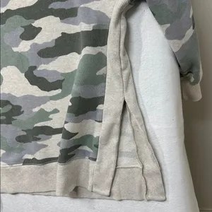 Aerie Green & Cream Camouflage Sweatshirt size M thumbnail 3