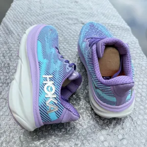 Hoka one one Clifton 9 women Running shoes size 7 (New no box) thumbnail 4