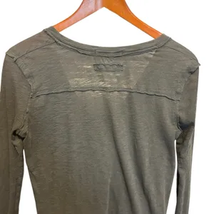 We The Free Women Boho Grunge Tee‎ XS Green Slub Knit Y2K Streetwear Raw Edge thumbnail 3